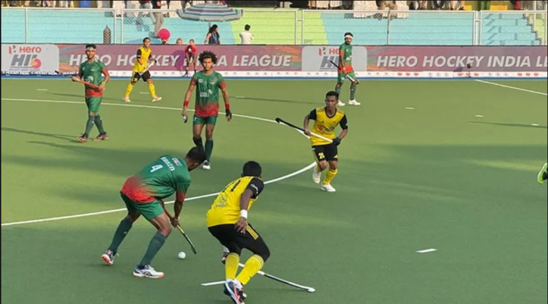 মালয়েশিয়ার কাছে ৬-১ গোলে হারল বাংলাদেশ